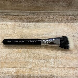 Sigma Beauty F53 Air Contour/Blush Brush